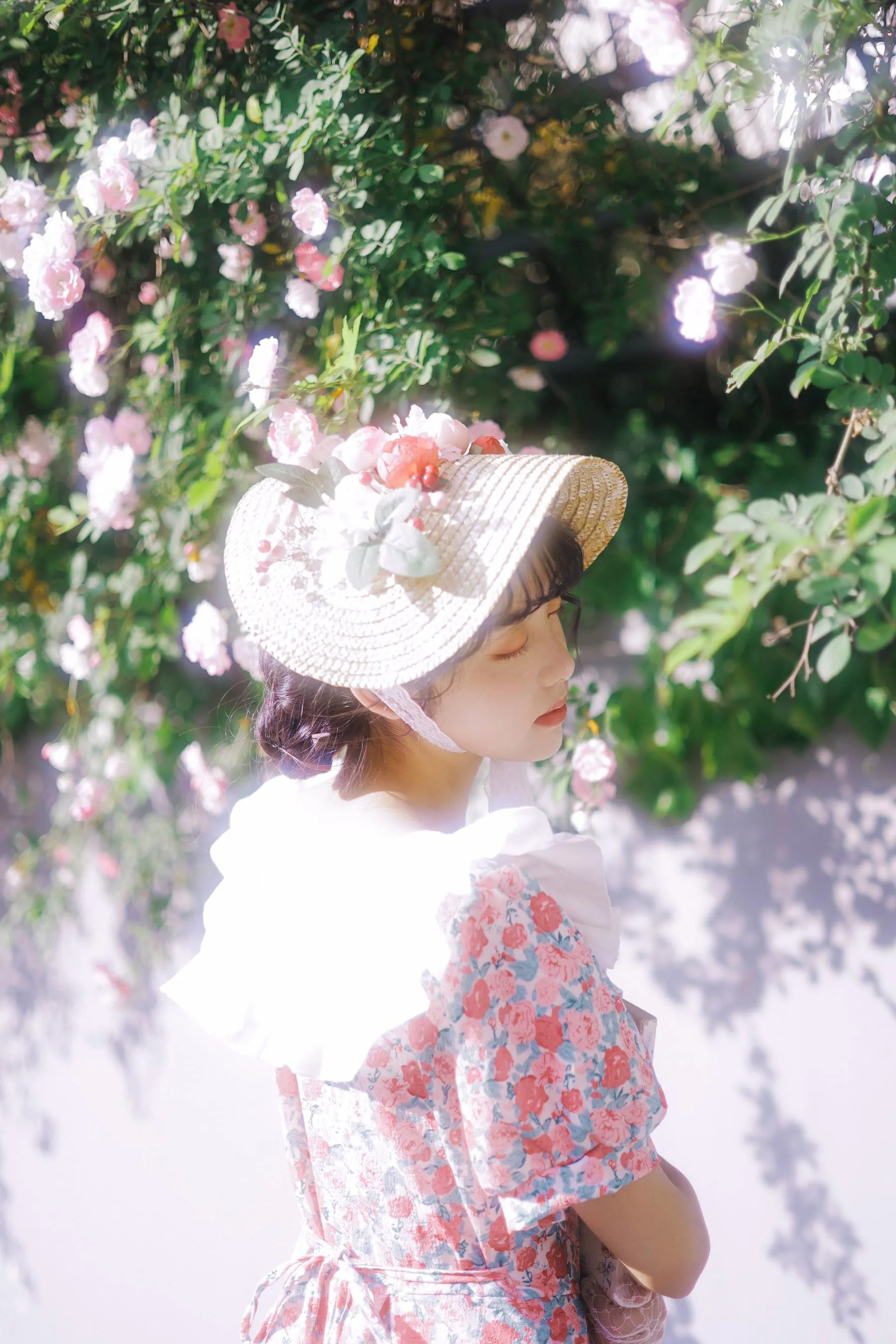 [YITUYU艺图语]2022.07.07 少女花事 芊芊 [24P]插图